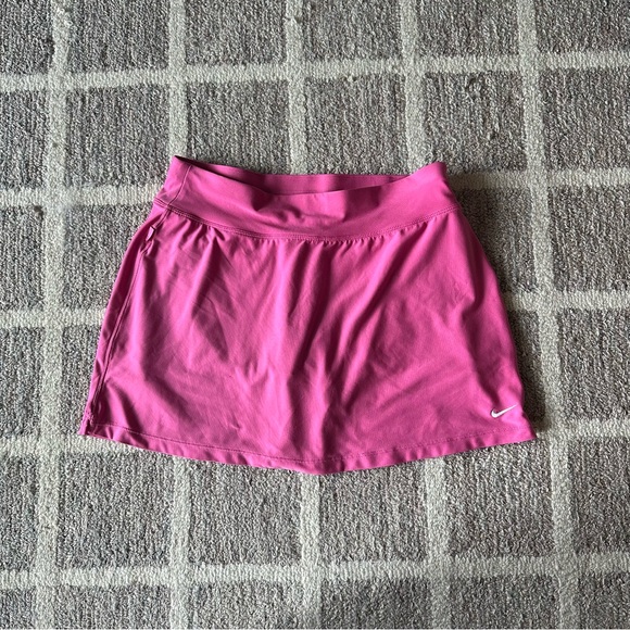 Nike Dresses & Skirts - Nike Dri-Fit Fuchsia Tennis Skirt
